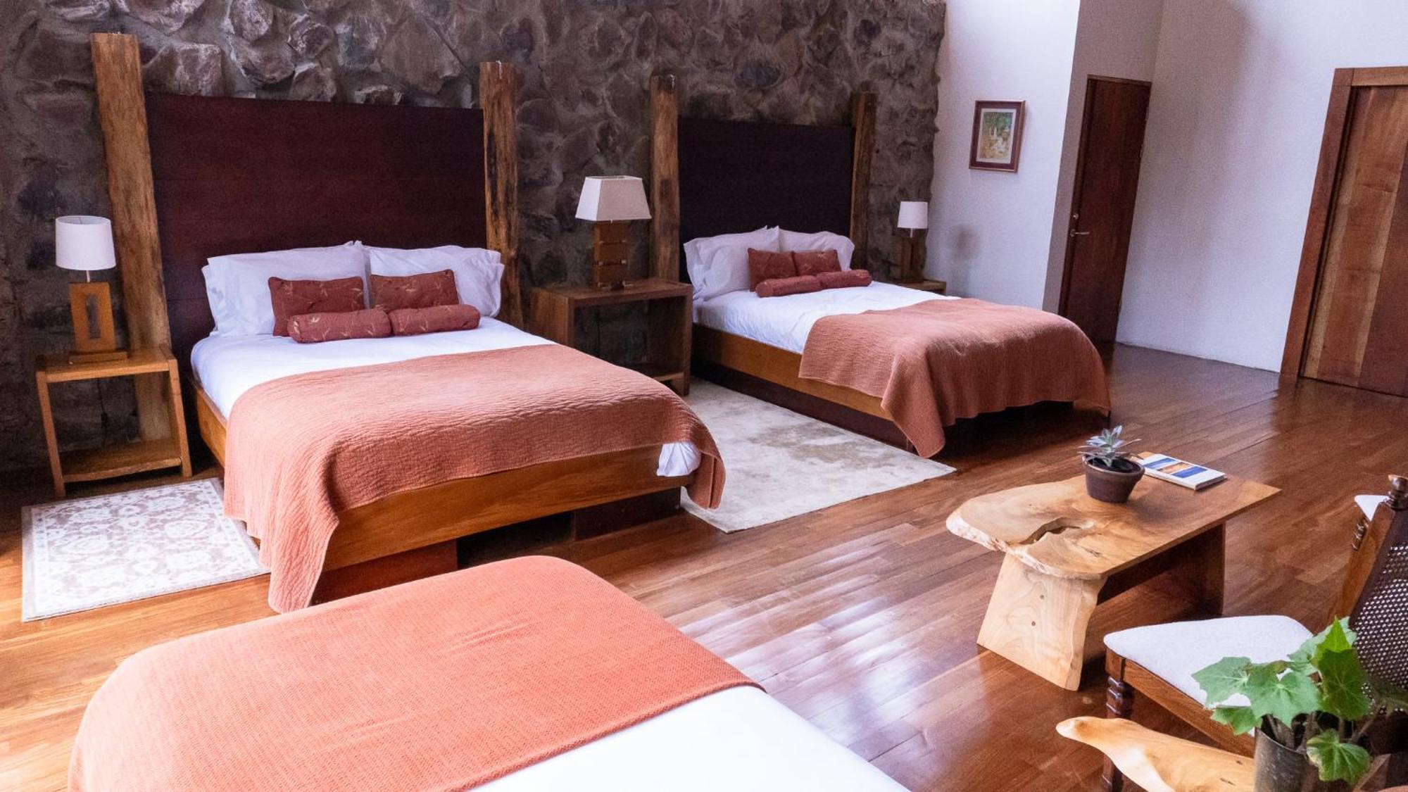 Poas Volcano Lodge Vara Blanca  Eksteriør bilde