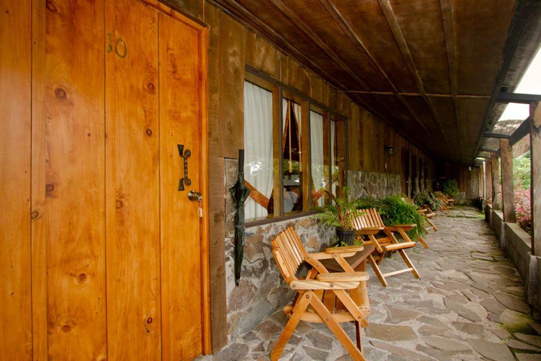 Poas Volcano Lodge Vara Blanca  Eksteriør bilde